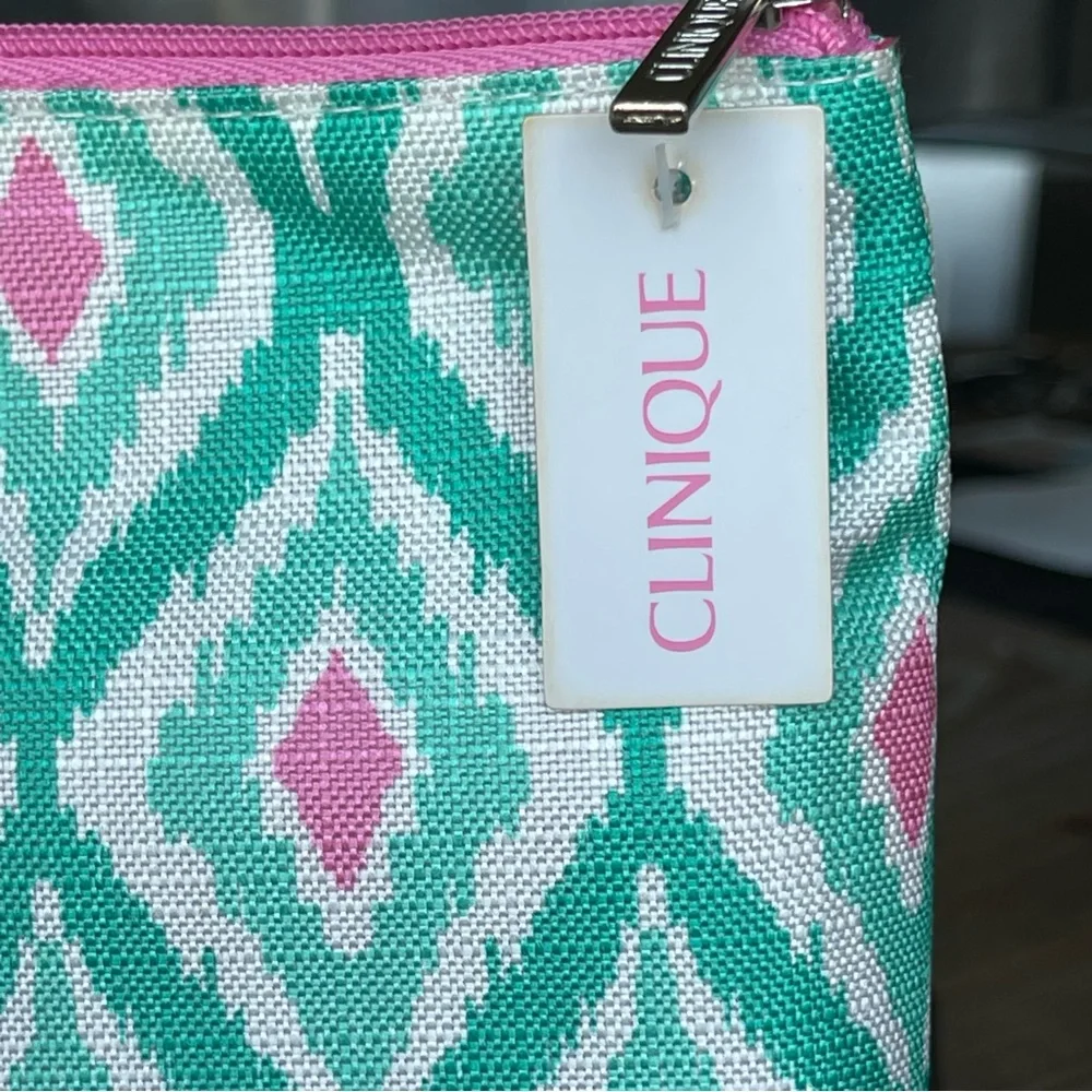 Clinique NWT Pink & Turquoise Ikat Print Cosmetic Makeup Travel Bag